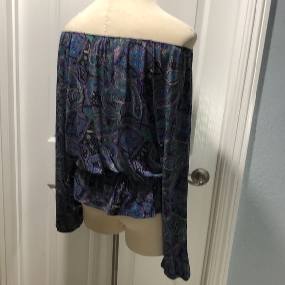 Beautiful blue blouse - Picture 6 of 9